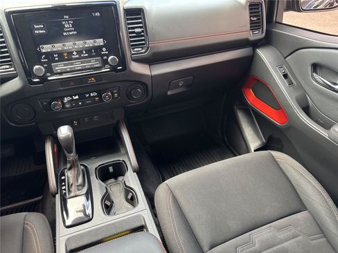 Used 2022 Nissan Frontier Pro-X w/ Technology Package RWD image 16