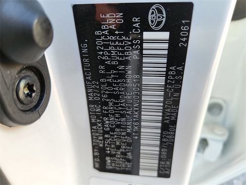 Used 2022 Toyota Camry XSE image 32