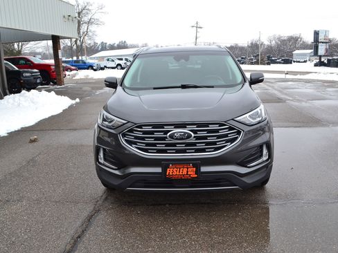 Used 2019 Ford Edge SEL w/ Equipment Group 201A image 2