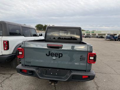 Used 2025 Jeep Gladiator Sport