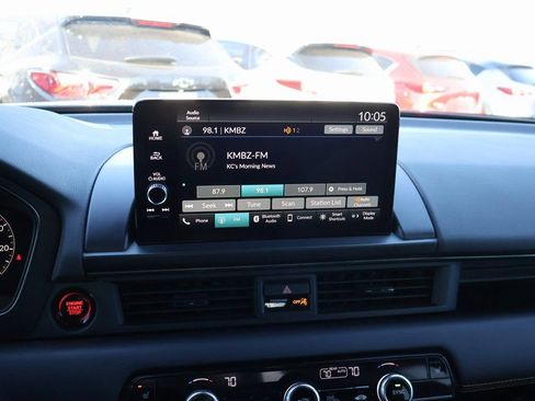 Certified 2024 Honda Pilot TrailSport image 21