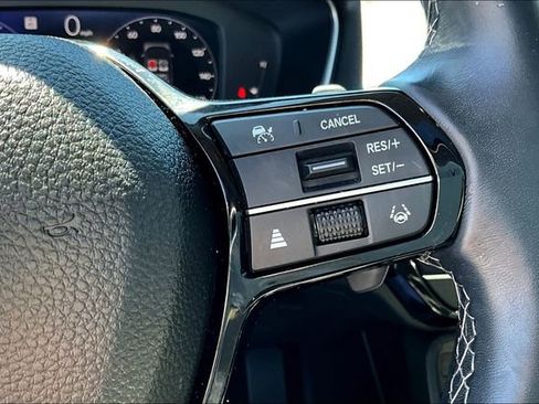 Used 2023 Honda Civic Touring image 12