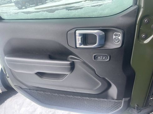 Used 2021 Jeep Gladiator Mojave image 13