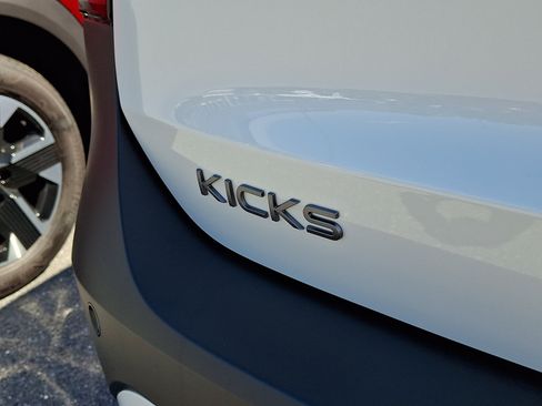 New 2026 Nissan Kicks SV w/ Cold Weather Package AWD/4WD image 5