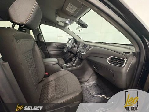 Used 2024 Chevrolet Equinox LT w/ LPO, Floor Liner Package image 9