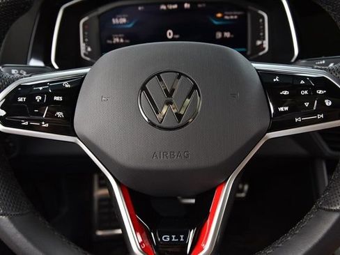 Used 2024 Volkswagen Jetta GLI Autobahn FWD image 19