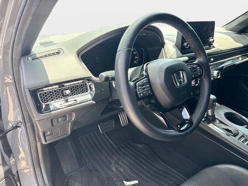 Certified 2025 Honda Civic Sport image 17