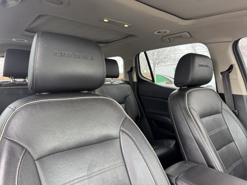 Used 2019 GMC Acadia Denali w/ Technology Package image 23