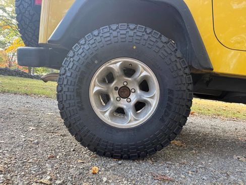 Used 2002 Jeep Wrangler SE image 33