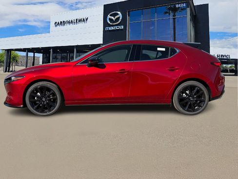 New 2026 MAZDA MAZDA3 Hatchback w/Premium Plus Pkg image 3