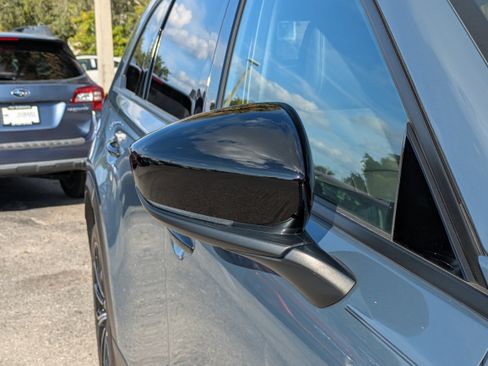 Used 2025 MAZDA CX-70 Plug-In Hybrid w/ Premium Pkg image 12