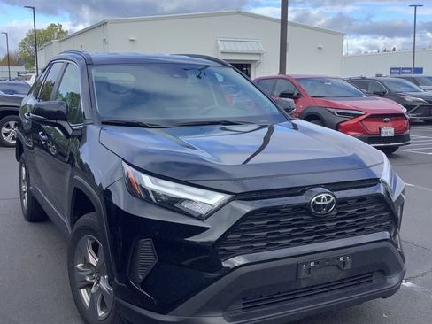 Certified 2024 Toyota RAV4 XLE image 1