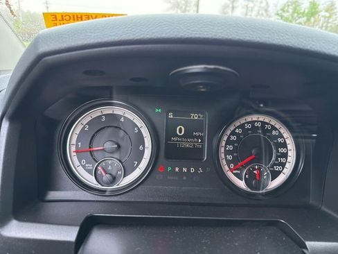 Used 2017 RAM 2500 Tradesman w/ Chrome Appearance Group image 15