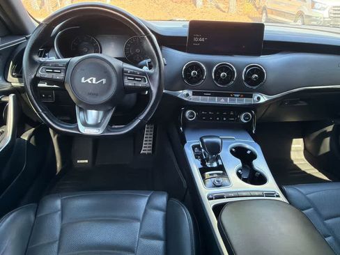 Used 2022 Kia Stinger GT2 image 20