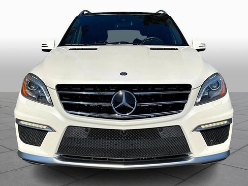 Used 2015 Mercedes-Benz ML 63 AMG 4MATIC image 3