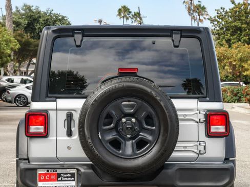 Used 2023 Jeep Wrangler Unlimited Sport AWD/4WD image 6