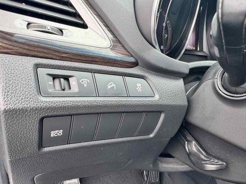 Used 2013 Hyundai Santa Fe Sport 2.0T FWD image 41
