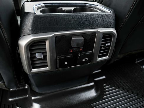 Used 2022 Ford F350 Platinum AWD/4WD image 30