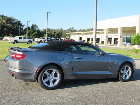 Used 2020 Chevrolet Camaro LT w/ Technology Package image 6