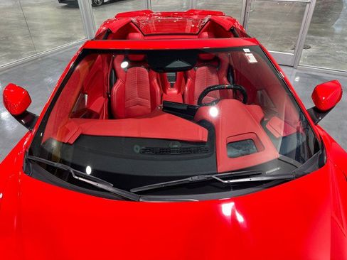 Used 2024 Chevrolet Corvette Z06 RWD image 15