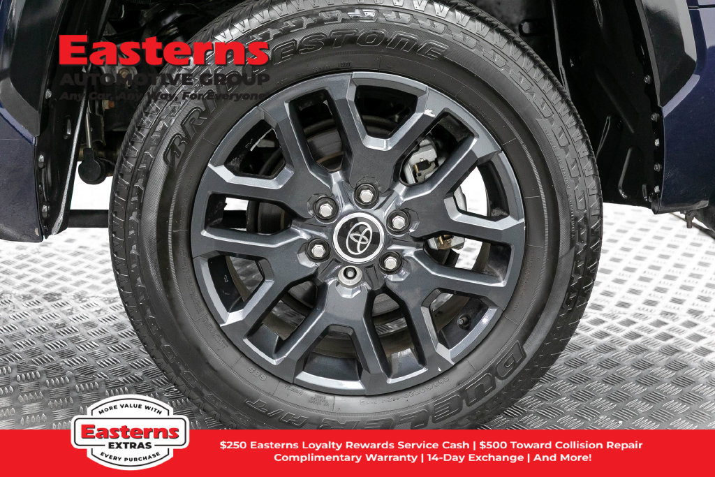 Used 2023 Toyota Tundra Platinum AWD/4WD image 37