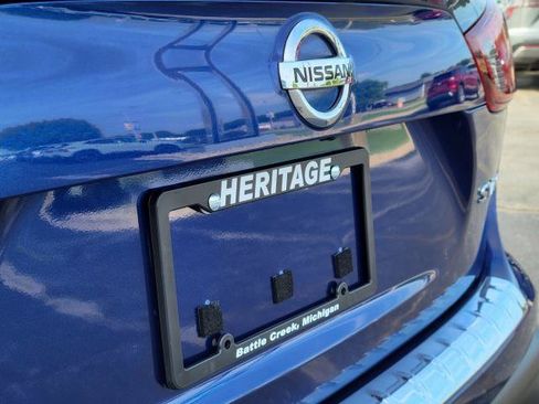 Used 2018 Nissan Rogue Sport SV AWD/4WD image 30