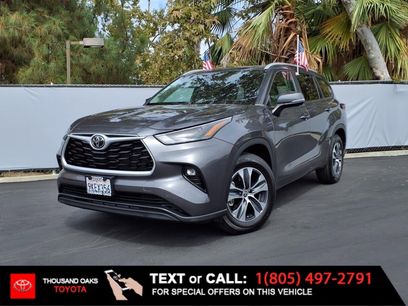 Used 2024 Toyota Highlander LE