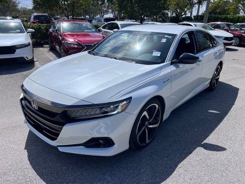 Used 2022 Honda Accord Sport image 2
