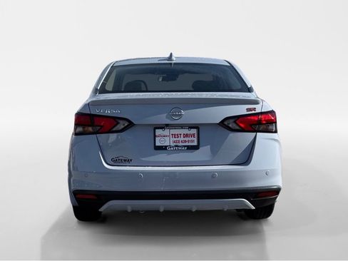New 2025 Nissan Versa SR w/ Trunk Package image 5
