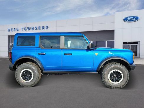 New 2025 Ford Bronco Badlands w/ Sasquatch Package image 3