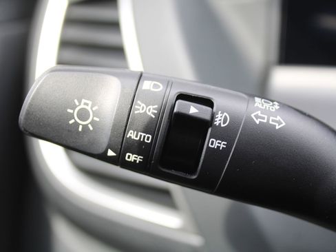 New 2026 Kia Seltos EX image 27