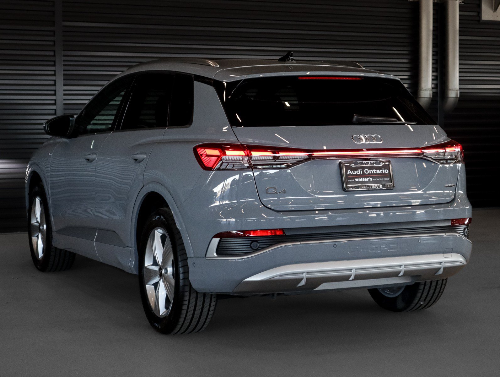 Used 2023 Audi Q4 e-tron Premium Plus AWD/4WD image 2