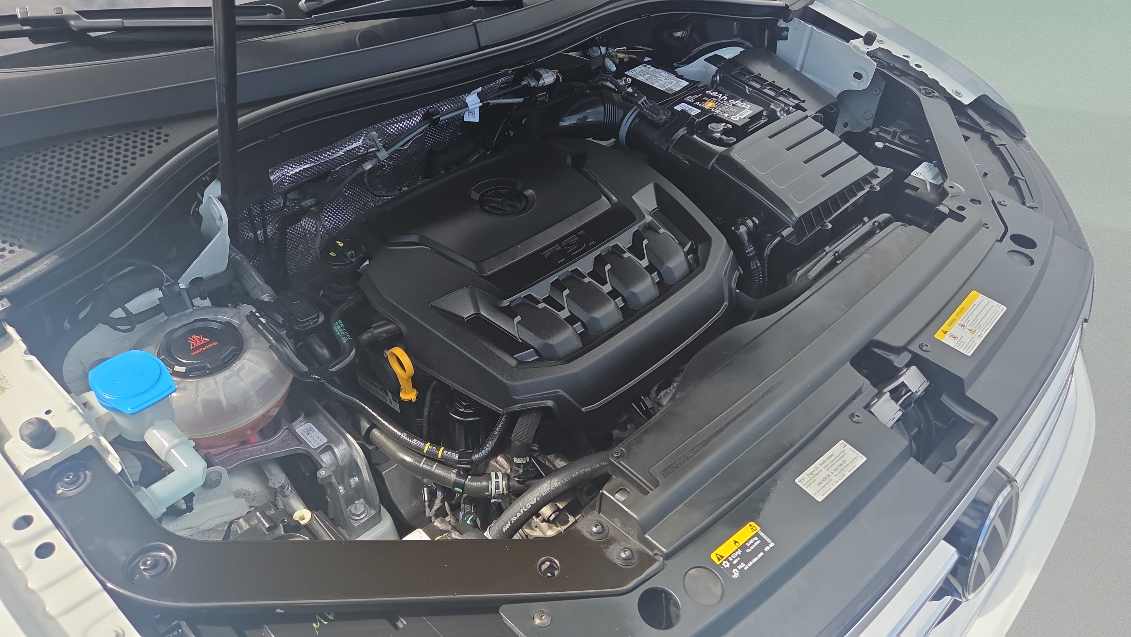 Used 2022 Volkswagen Tiguan SE FWD image 20