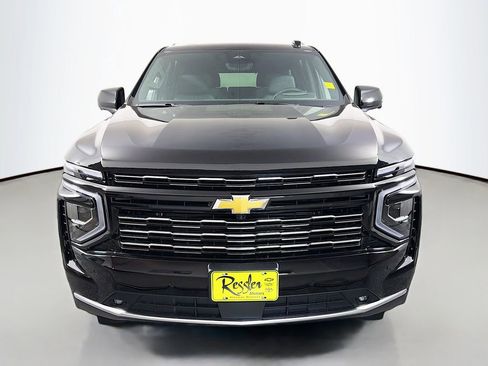 New 2026 Chevrolet Suburban High Country AWD/4WD image 2