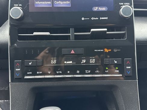 Used 2021 Toyota Avalon XLE image 27