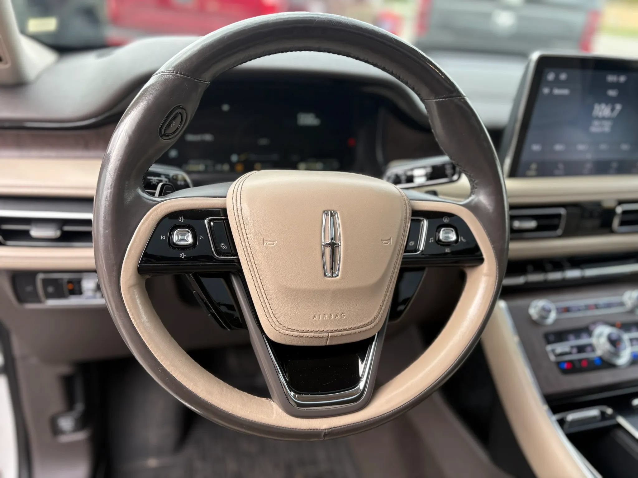 Used 2020 Lincoln Aviator Reserve w/ Equipment Group 202A AWD/4WD image 28