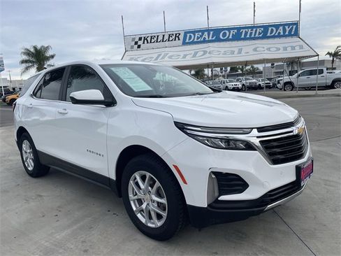 Used 2024 Chevrolet Equinox LT image 2