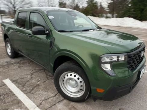 New 2025 Ford Maverick XL image 8