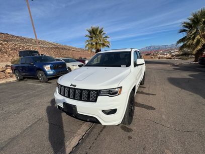Used 2020 Jeep Grand Cherokee Altitude