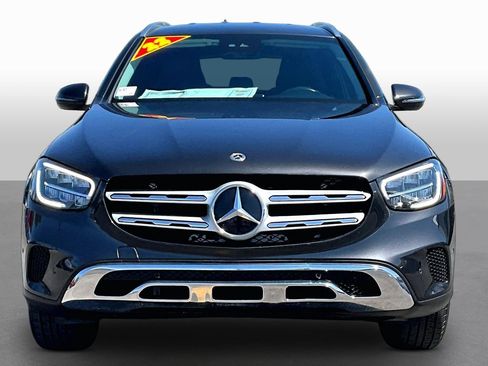 Used 2022 Mercedes-Benz GLC 300 image 3