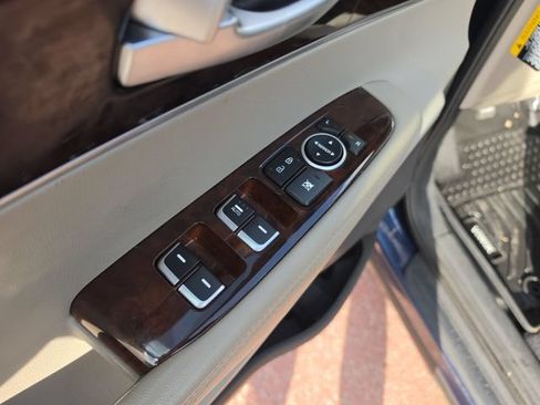 Used 2018 Kia Sorento LX AWD/4WD image 11