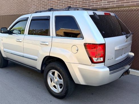 Used 2005 Jeep Grand Cherokee Limited AWD/4WD image 5
