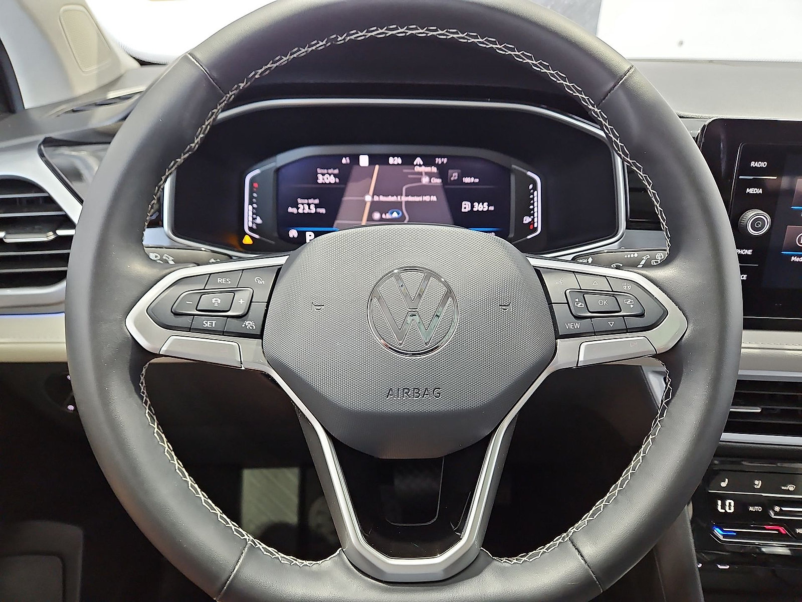Certified 2025 Volkswagen Taos SEL w/ Black Wheel Plus Package AWD/4WD image 21