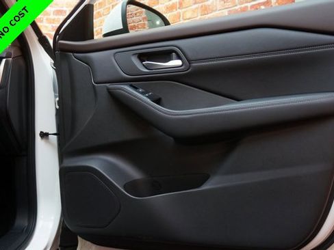 Used 2022 Nissan Rogue SV w/ SV Premium Package image 63