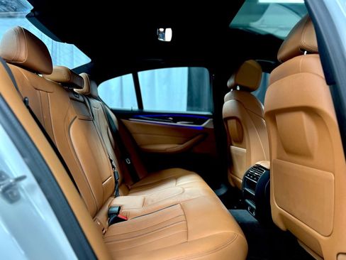 Used 2019 BMW 540i xDrive w/ Convenience Package image 24