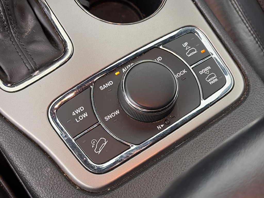 Used 2019 Jeep Grand Cherokee High Altitude AWD/4WD image 23