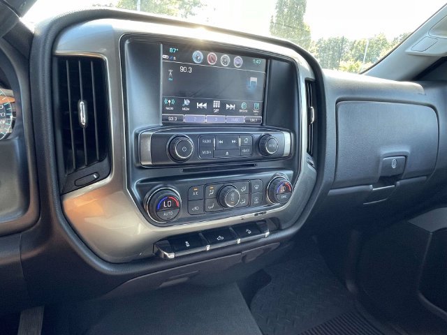 Used 2018 Chevrolet Silverado 1500 LT w/ All Star Edition AWD/4WD image 32