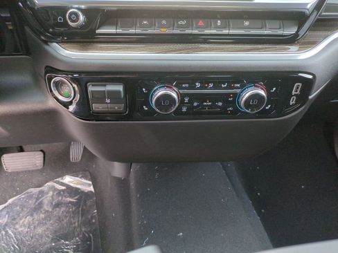 New 2026 GMC Sierra 1500 Elevation AWD/4WD image 14