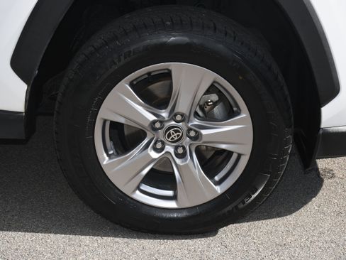 Certified 2023 Toyota RAV4 XLE w/ Convenience Package image 21