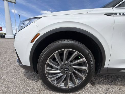 Used 2023 Lincoln Corsair Reserve AWD/4WD image 10